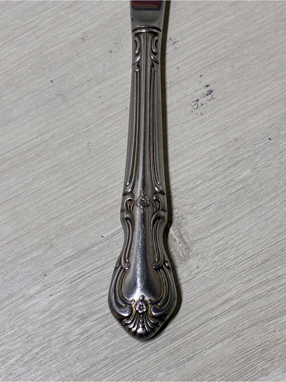 Salem Silversmiths VICTORIA Stainless Dinner Knife Glossy Floral Scroll Japan